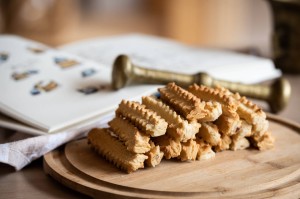 CIASTKA ORKISZOWE KRUCHE Z MASZYNKI - 100g Orvita